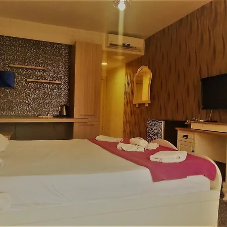 Tueyap Nightlife Suites איסטמבול