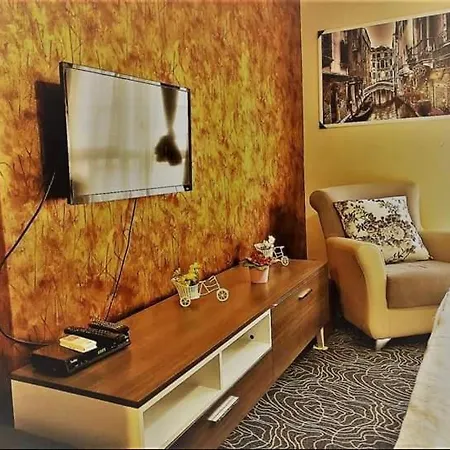 Tueyap Nightlife Suites מלון דירות איסטמבול