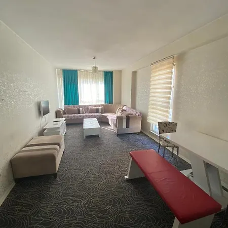 Tueyap Nightlife Suites מלון דירות איסטמבול