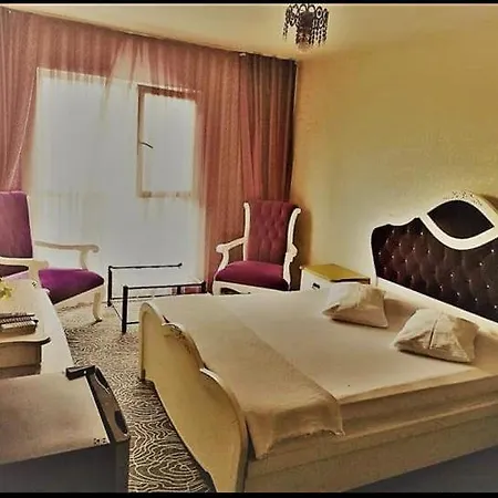 Tueyap Nightlife Suites איסטמבול