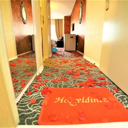 Tueyap Nightlife Suites Aparthotel Istanbul