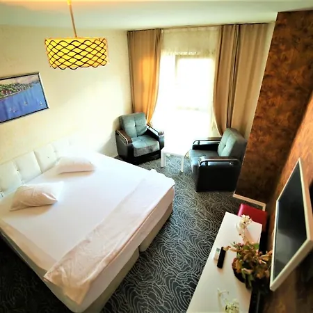 Tueyap Nightlife Suites Appart hôtel Istambul